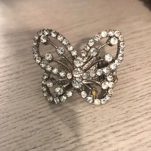 Butterfly ring